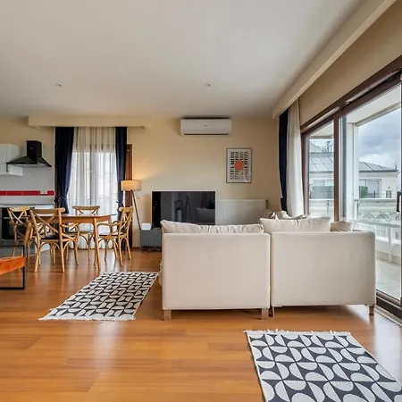 Stunning Duplex With Sea View Apartment Istanbul
