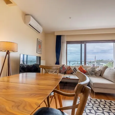 Apartment Stunning Duplex With Sea View Istanbul