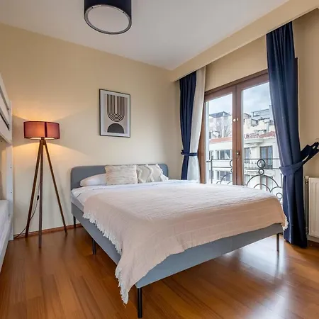 Stunning Duplex With Sea View * Istanbul