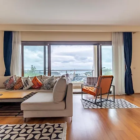 Stunning Duplex With Sea View Apartment